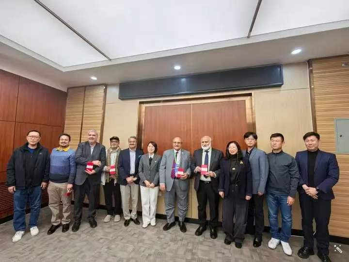 冰城+：职教搭桥 共话合作丨巴基斯坦高等教育代表团到访哈职大